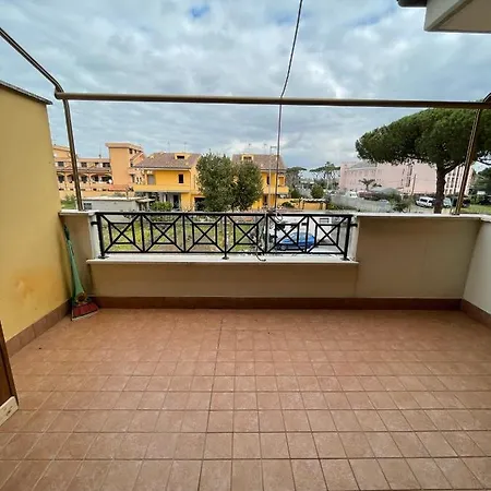 La Casa Di Flora Aeroporto Di Holiday home Fiumicino